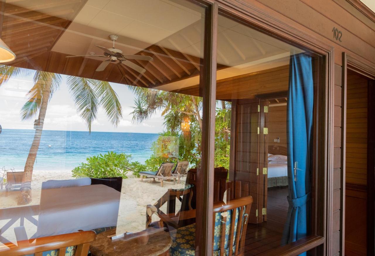 Royal Island Resort Maldives Dharavandhoo Esterno foto Beachfront villa